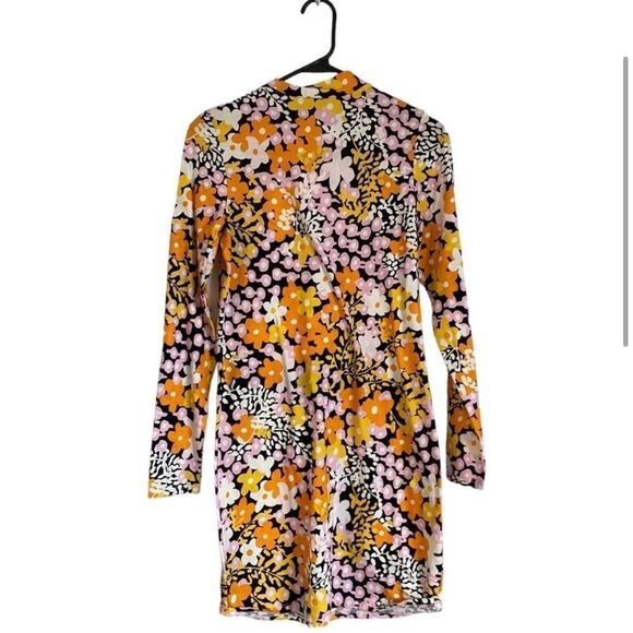 NWOT TED BAKER DELIAHH FLORAL BODYCON MINI DRESS - Picture 4 of 10